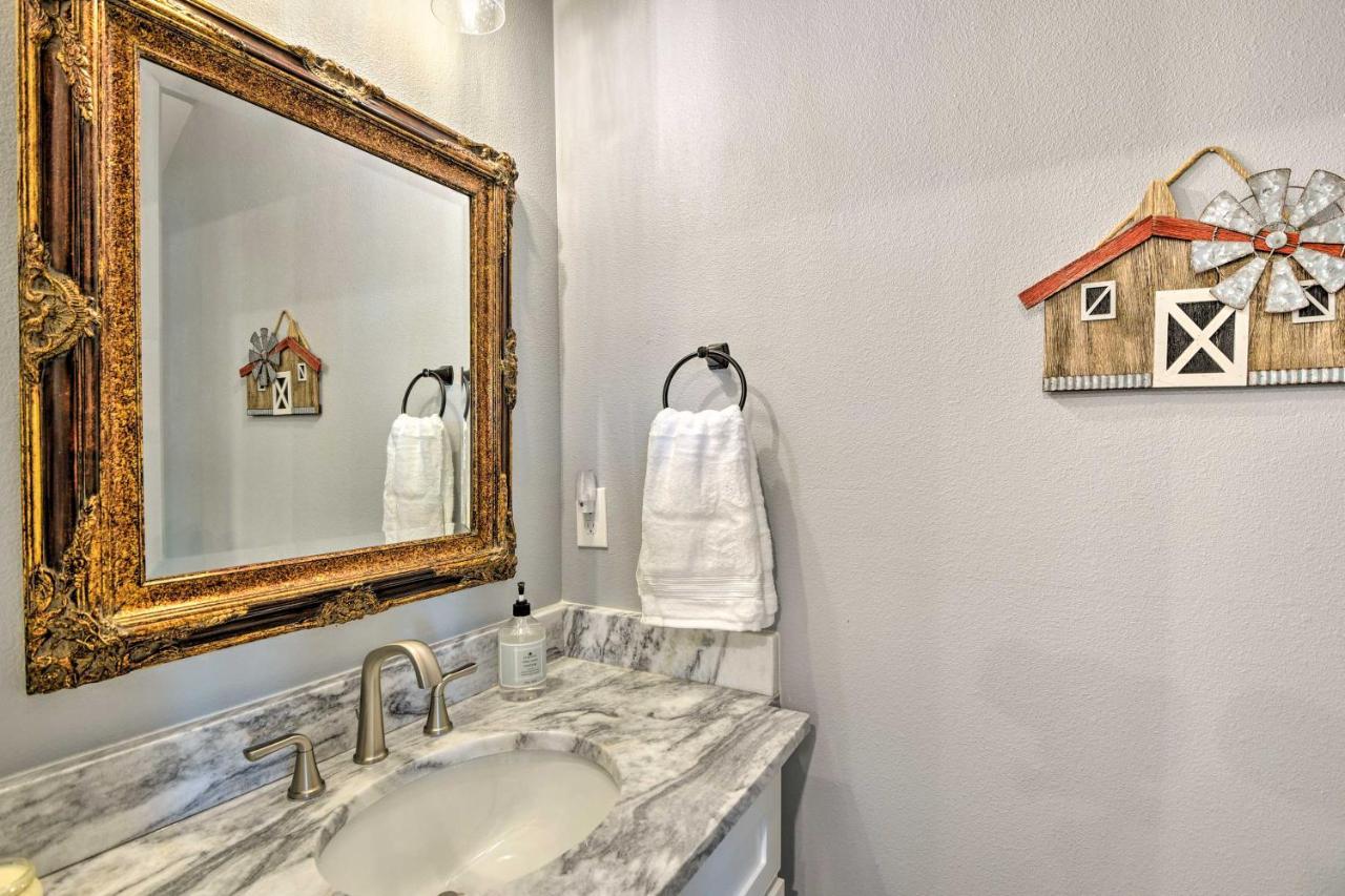Granbury Home With Hot Tub And Furnished Patio! Dış mekan fotoğraf