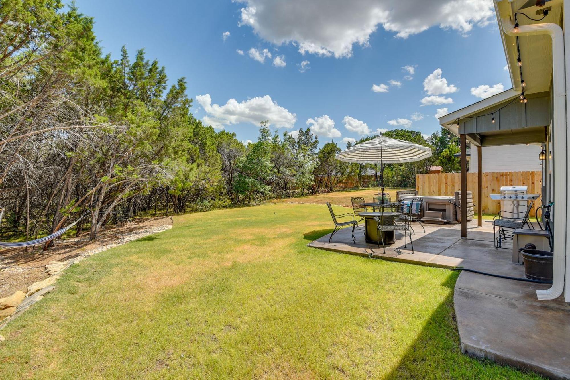 Granbury Home With Hot Tub And Furnished Patio! Dış mekan fotoğraf